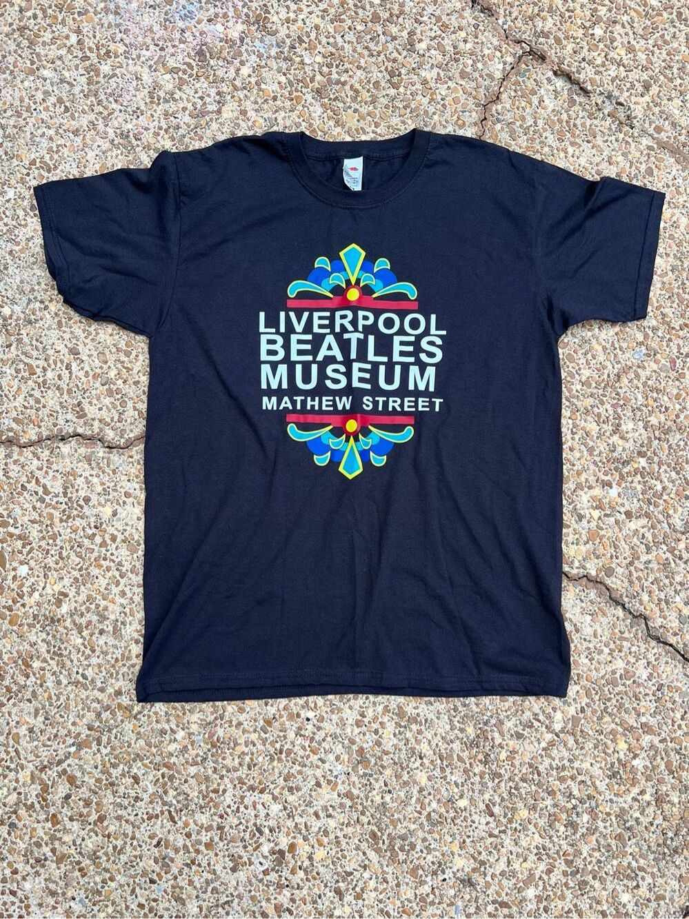 The Beatles Liverpool Museum NWOT black t shirt M